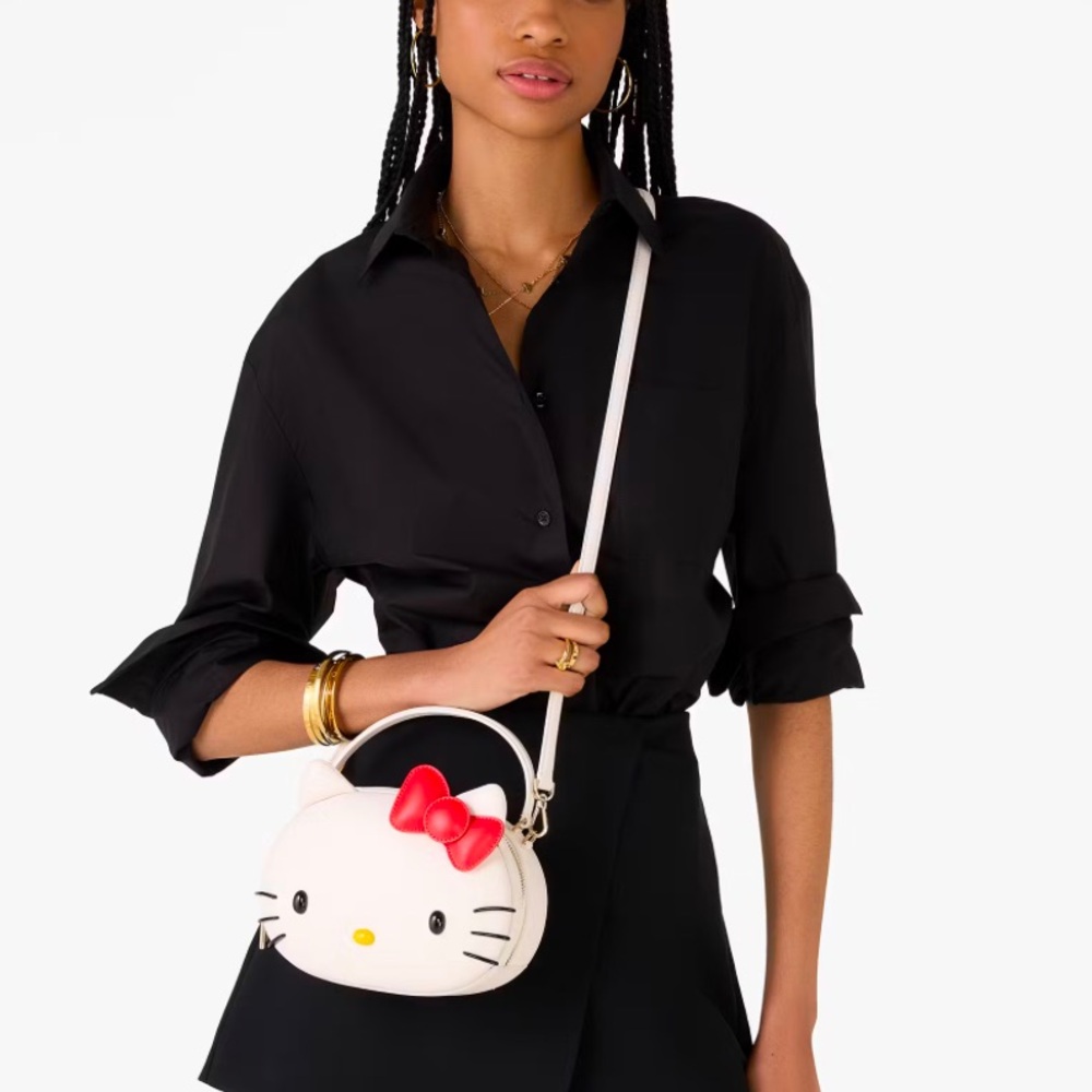Kate Spade New York Hello Kitty X Ksny 3D Crossbody sold out